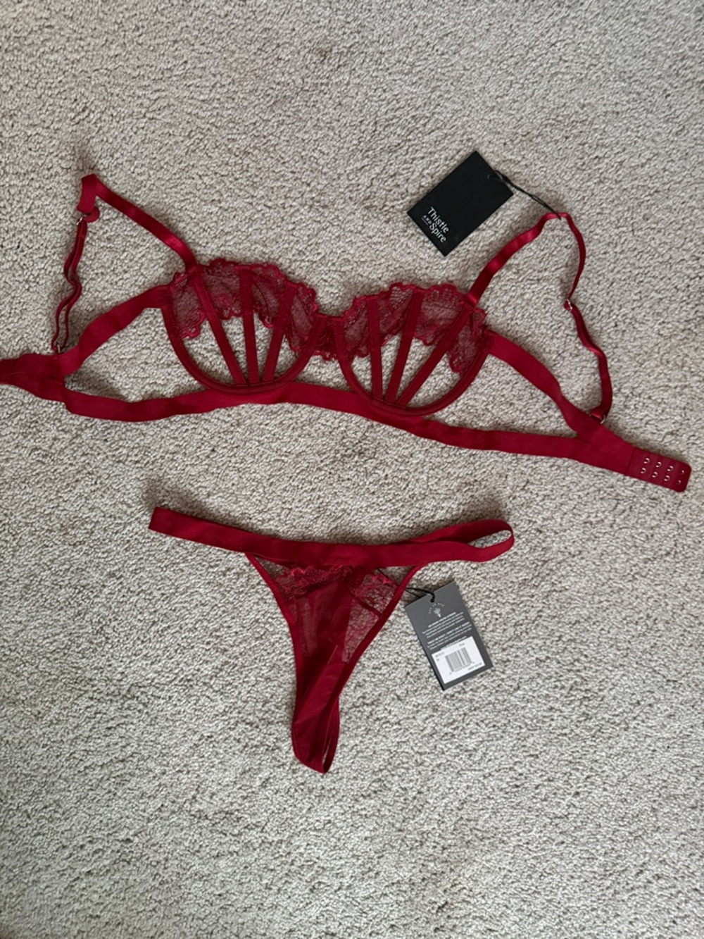 Thistle & Spire Red Lace Bra & Thong Set – 34D / Medium (NWT)